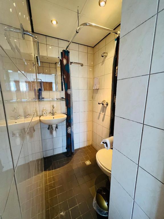 Standard Quad Room 2